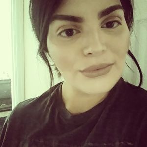 Meet your Posher, Angelica